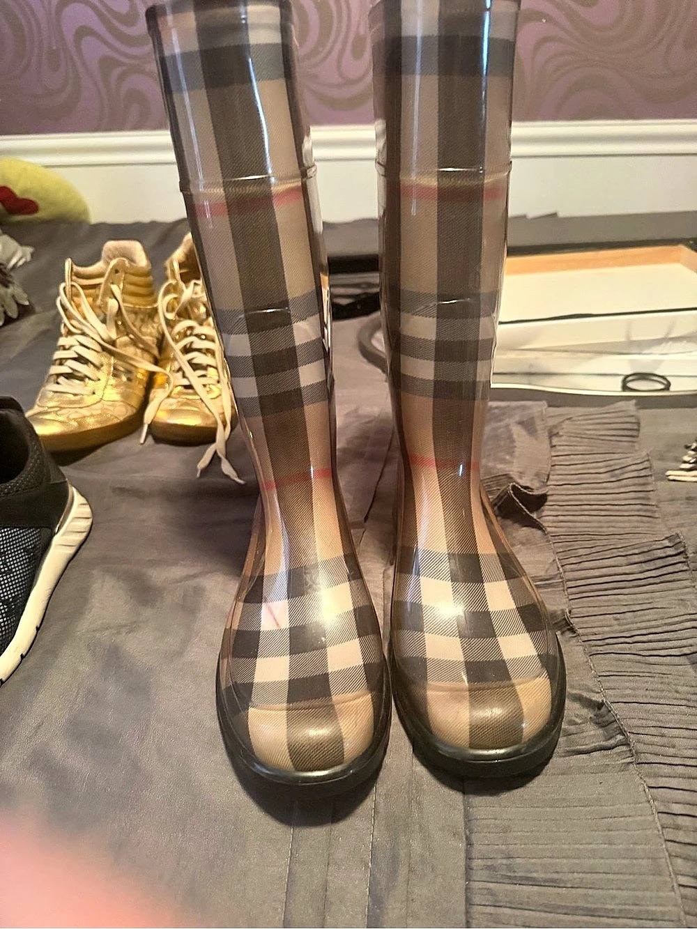 Burberry Haymarket Check Pattern Rubber Rain Boots Plaid Rain Boots US 9